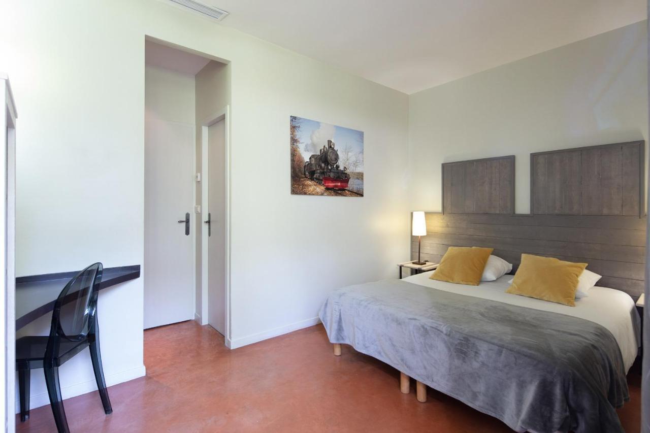 Hotel Estelou Sommieres Ngoại thất bức ảnh