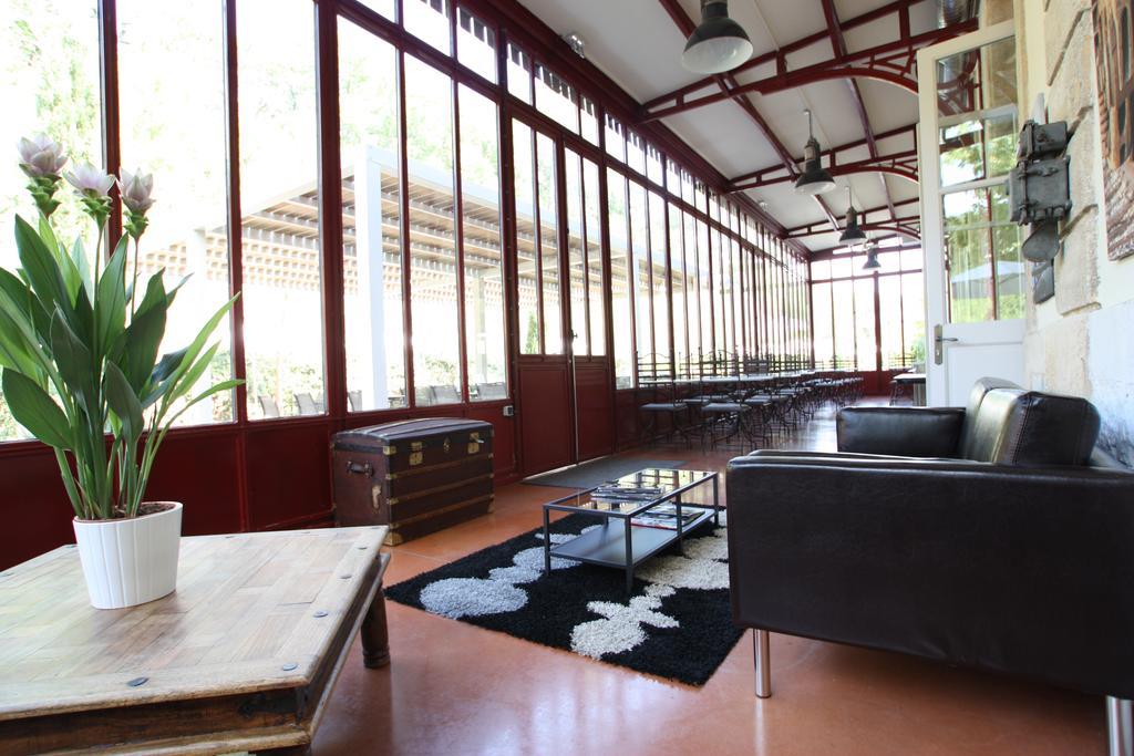Hotel Estelou Sommieres Ngoại thất bức ảnh